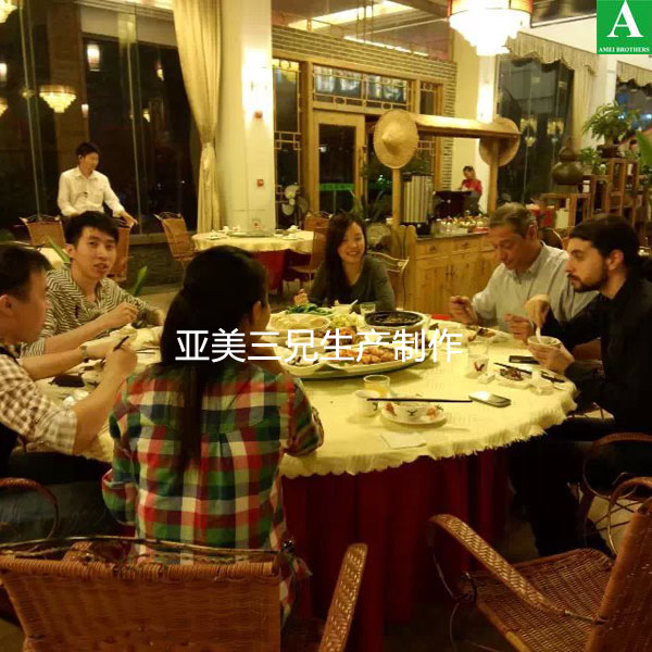 厚片吸塑廠法國(guó)合作伙伴